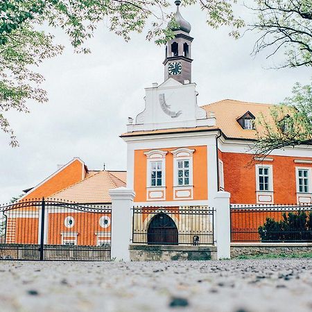 Savoia Castle Škvorec Exterior foto